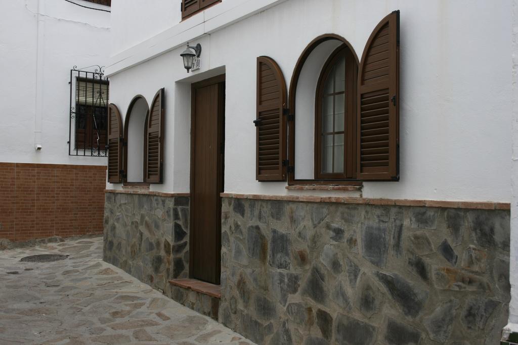 Gasthaus Casa Lentegi Exterior foto